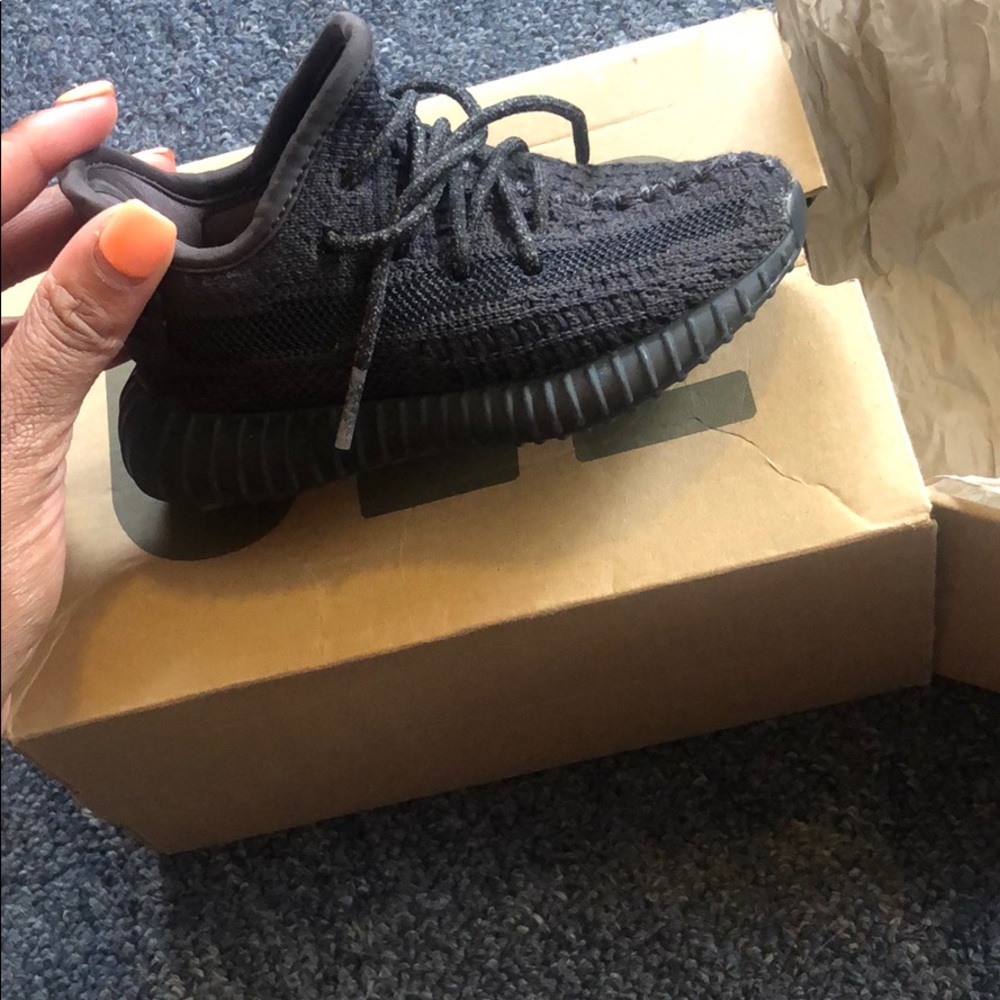Toddler yeezy 350